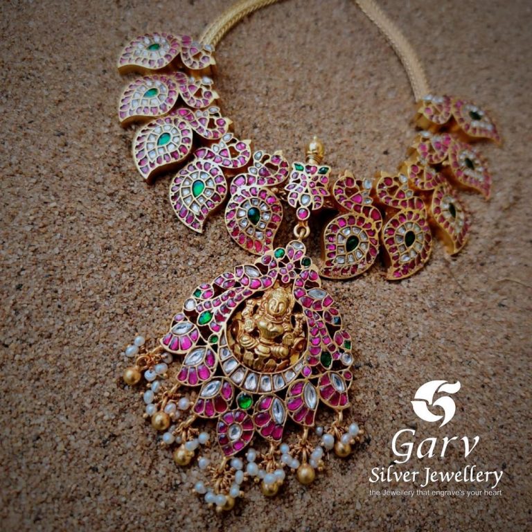 gold-plated-authentic-kundan-necklace