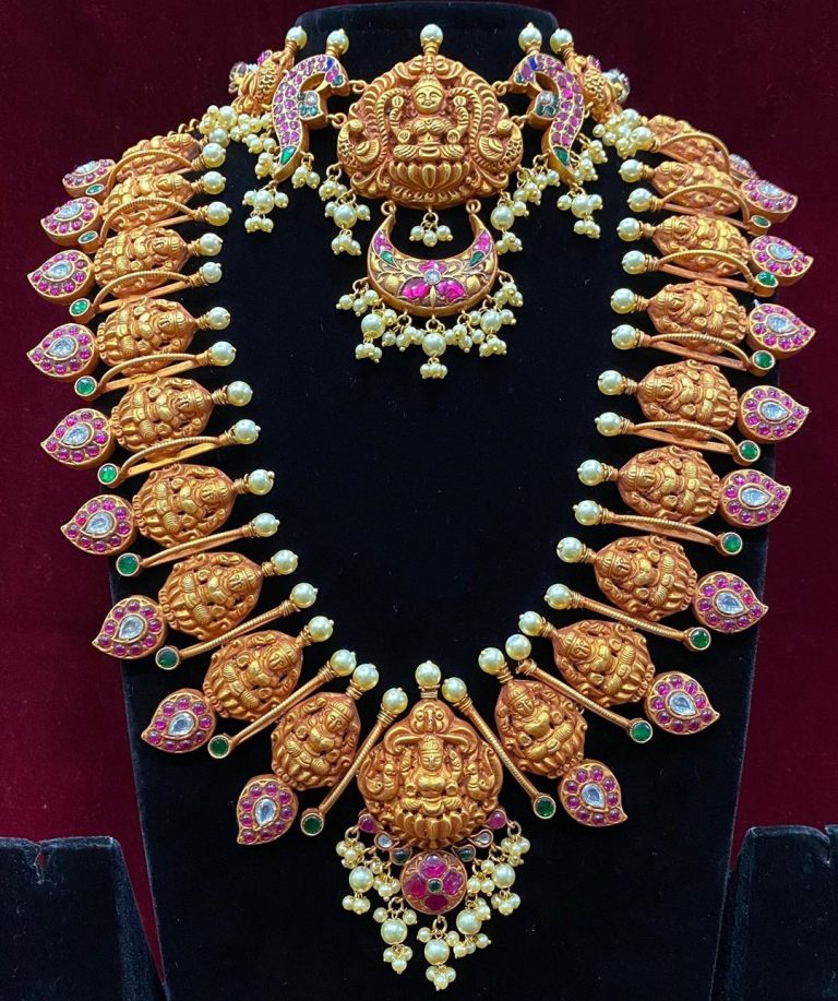 lakshmi-temple-haram-necklace