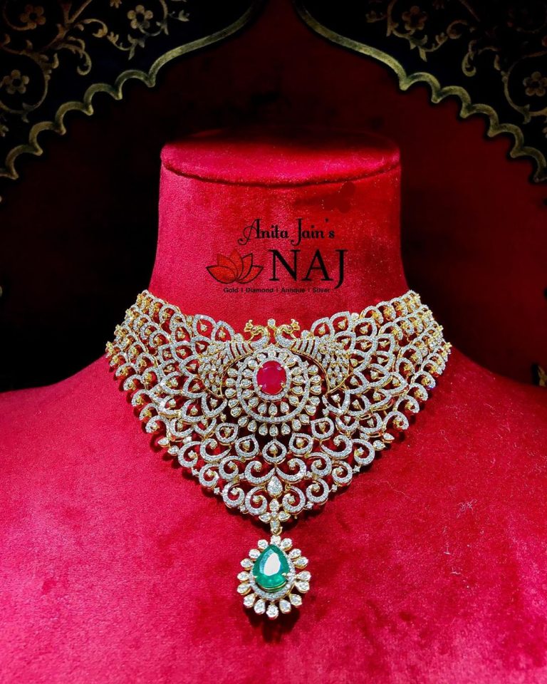 diamond-emerald-ruby-necklace