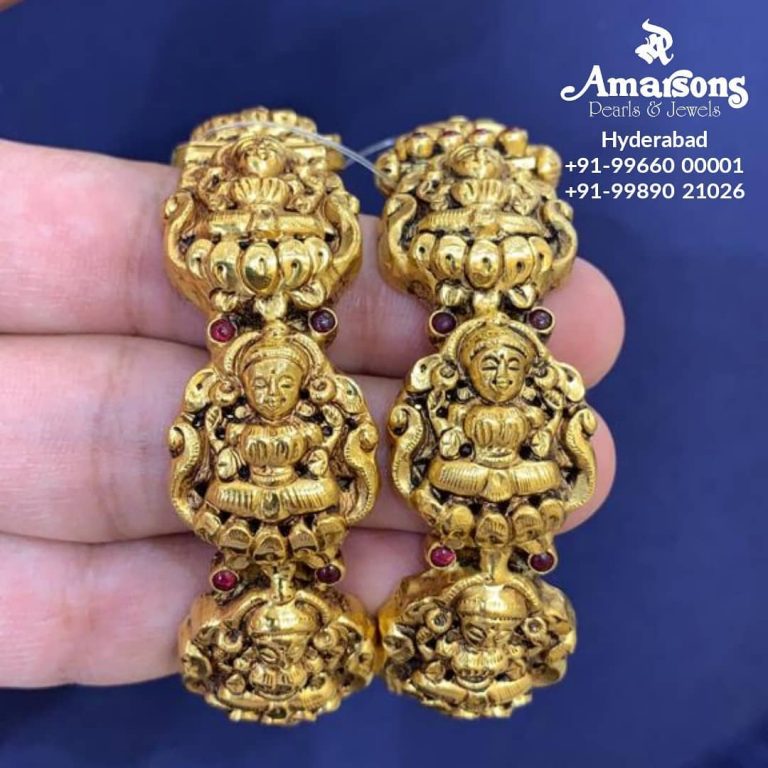 goddess-lakshmi-gold-bangles