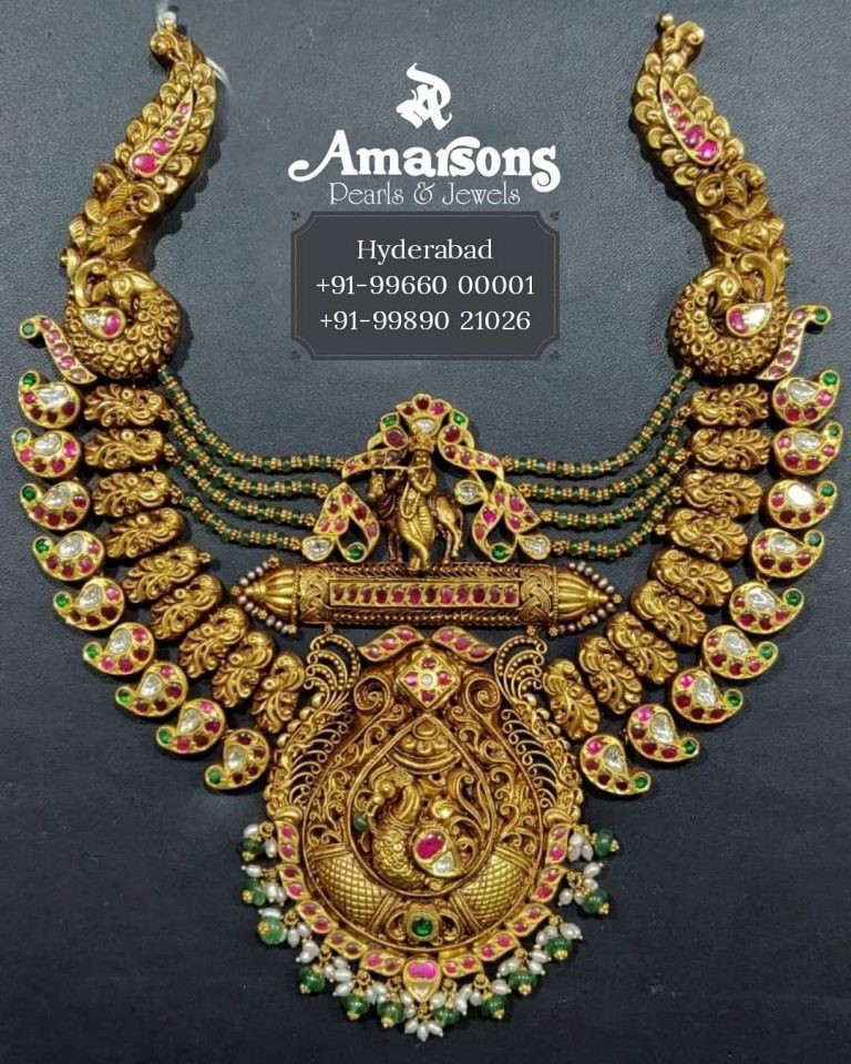 gold-temple-necklace