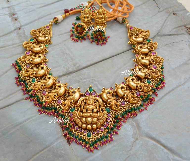 Grand-Bridal-Temple-Lakshmi-Nagas-Necklace-01-scaled