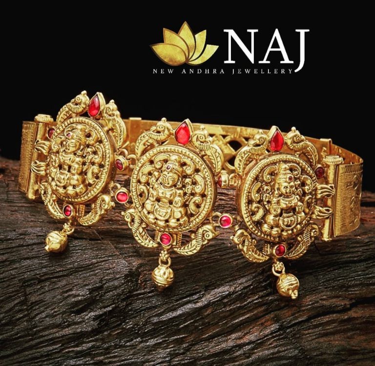 ruby-studded-traditional-temple-vanki