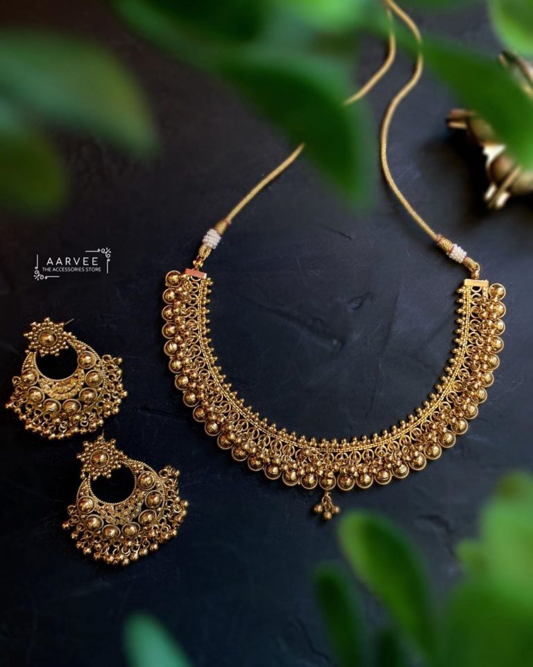 simple-antique-necklace-set