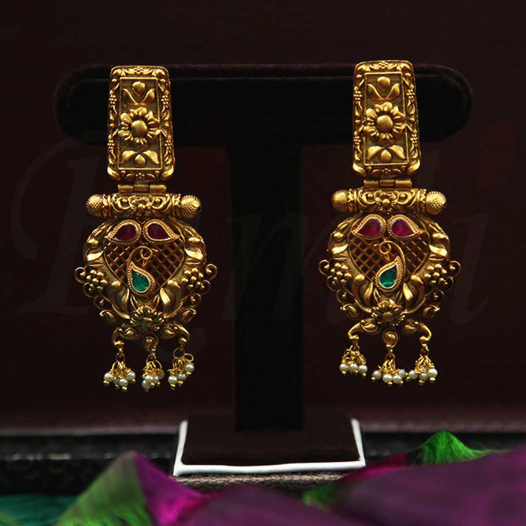 Imitation-Antique-Traditional-Pearl-Earrings-01