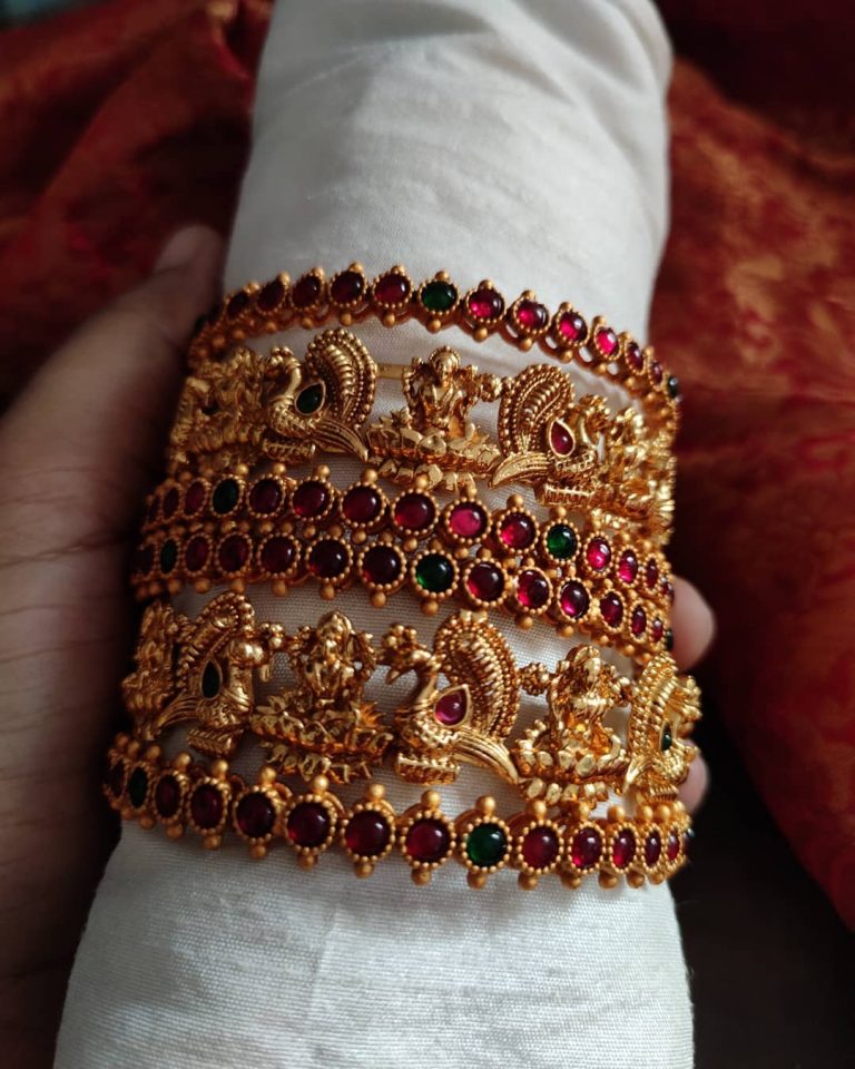 antique-lakshmi-bangles