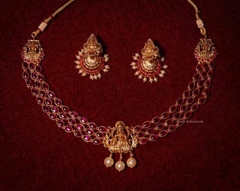 Elegant-Three-Layered-Lakshmi-Short-Necklace-02-scaled