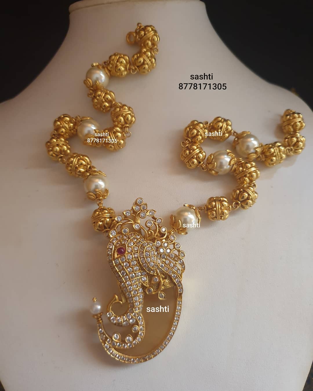 ganesha-pendant-silver-pearl-necklace
