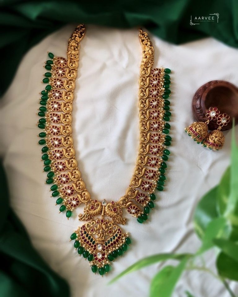 green-beads-long-necklace
