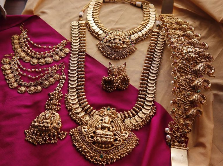 lakshmi-bridal-jewellery-set