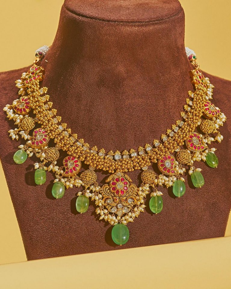 rubies-emeralds-polkis-gold-necklace