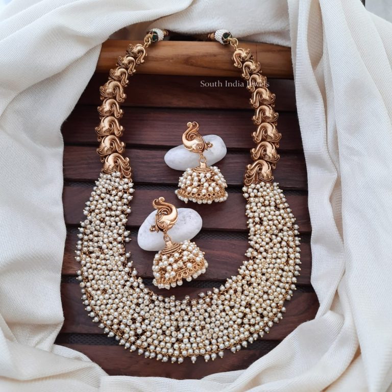 Stunning-Matte-Finish-Pearl-Cluster-Necklace