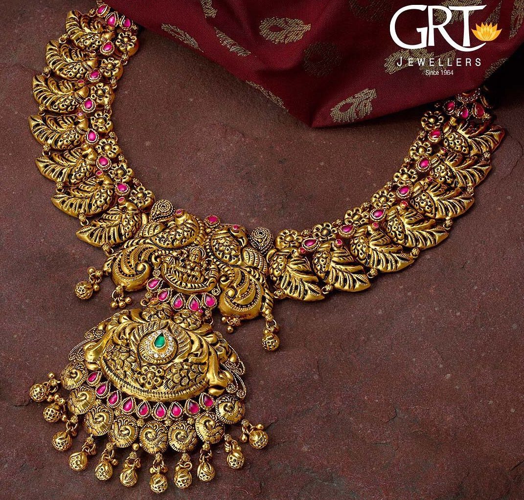 Buy Twinkling Stone Heartin Style Gold Rings |GRT Jewellers
